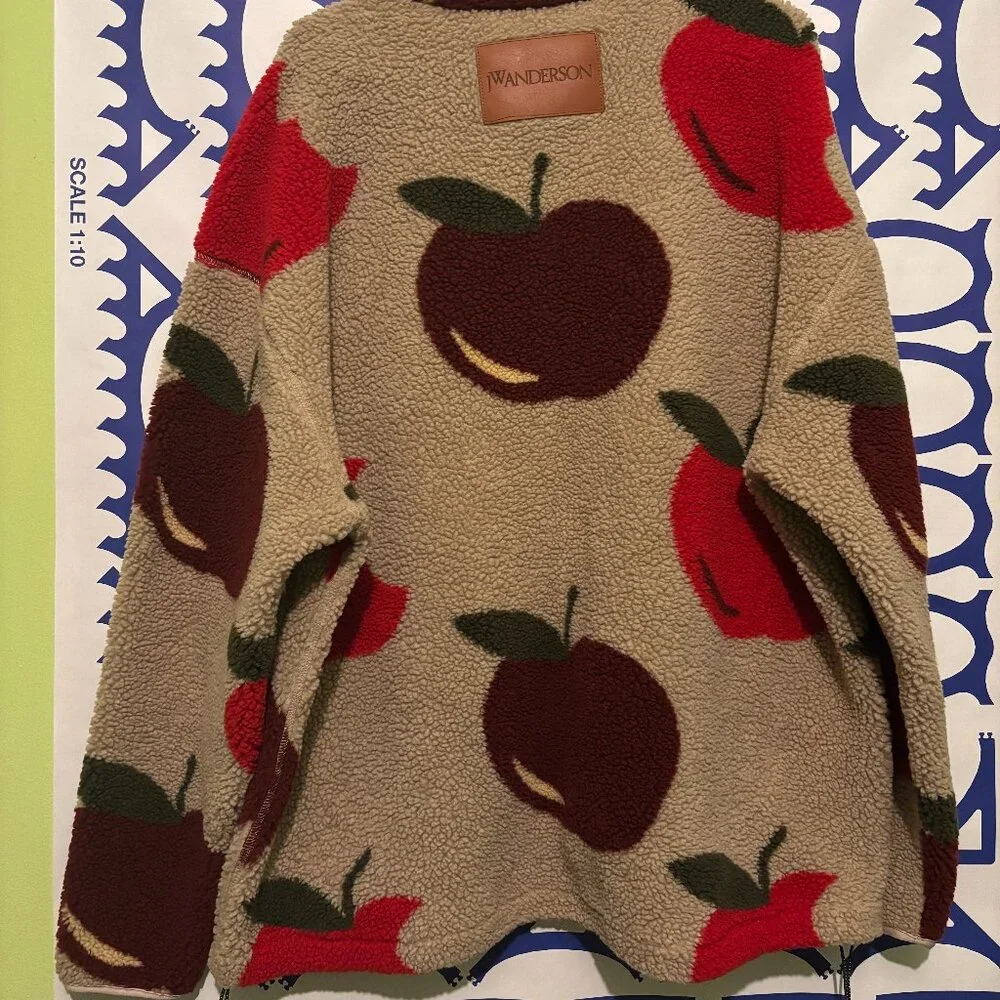 JW ANDERSON Bitten Apple Fleece Jacket - Picture 2 of 3